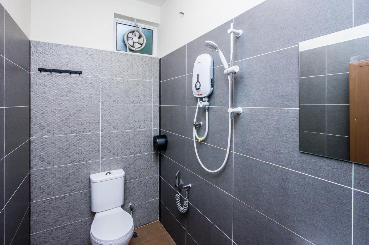Surprised Homestay Баттерворт Екстер'єр фото